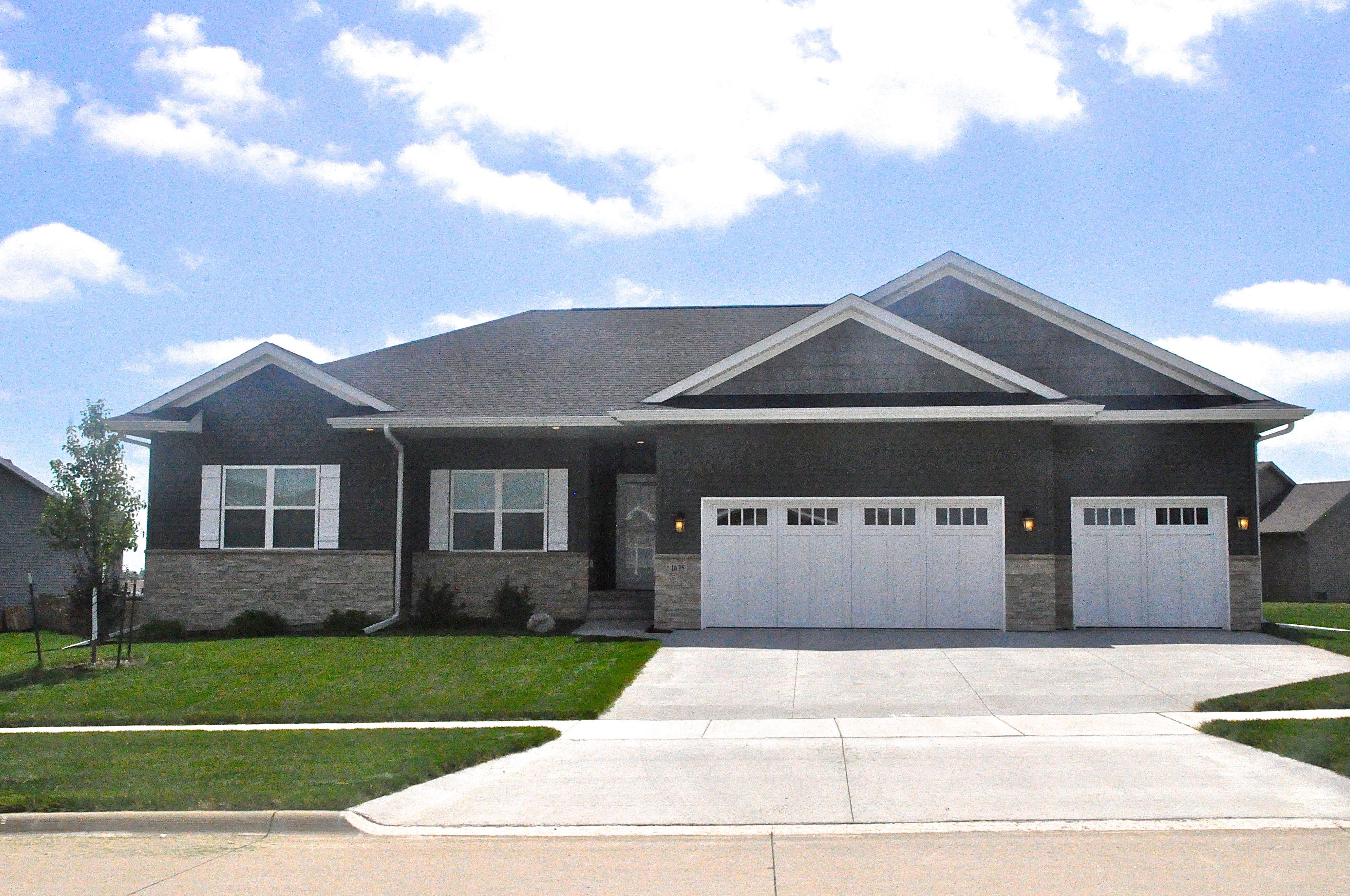 House 23