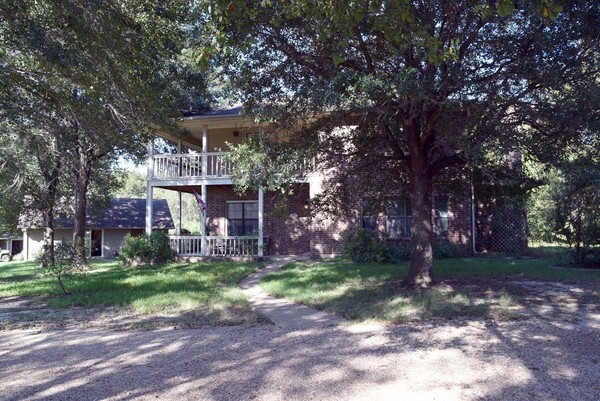 House in quiet country setting
