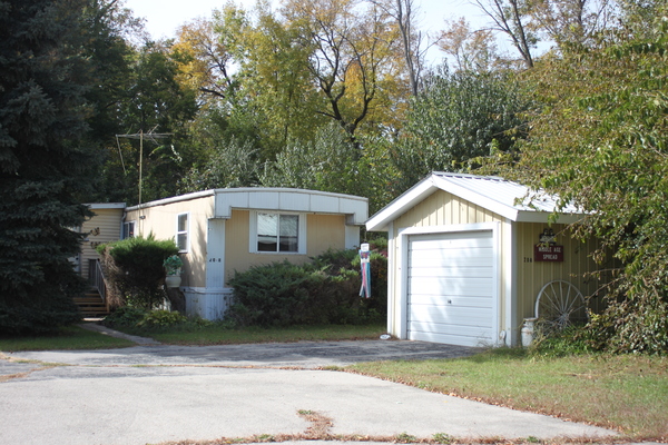 MANUFACTURED HOME IN PRIVATE SUBDIVISION