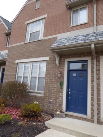 Beautiful Townhouse for Eight