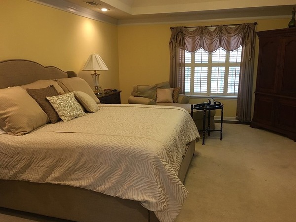 Masters Golf Rental, Pool, Lake