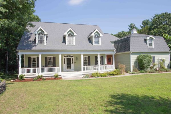 Spacious house in quiet neighborhood