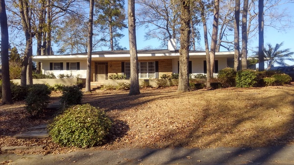 Cayce Homes minutes to Downtown!