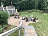Entrance from driveway to patio area
