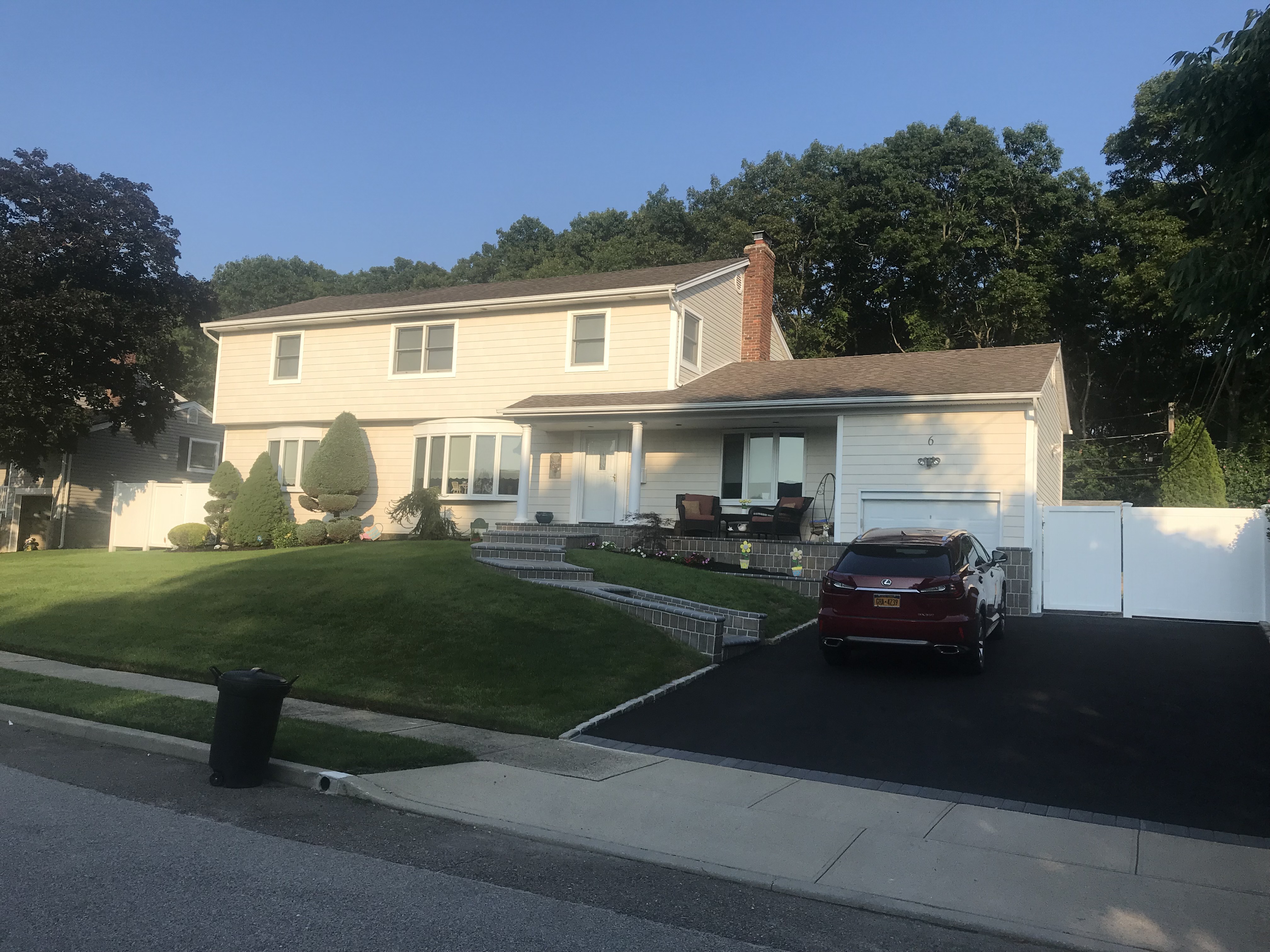 154 front of house