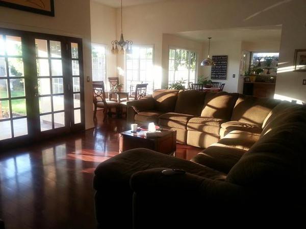 3 bedroom 2 bath with pool