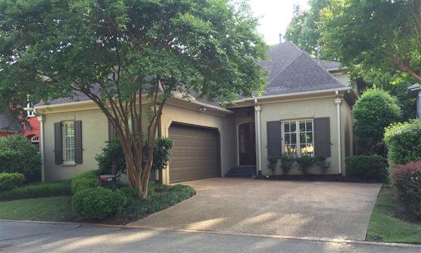 Walking Distance to Clubhouse