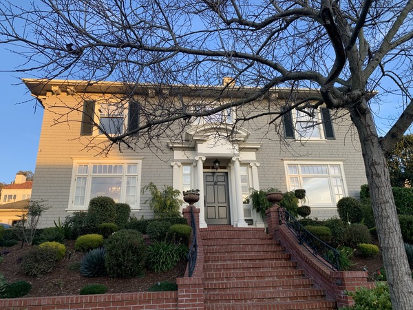 St. Francis Wood, Spacious & Private