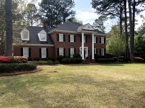 Great home in gated community!