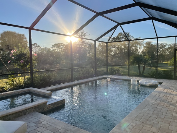 Cozy home with pool