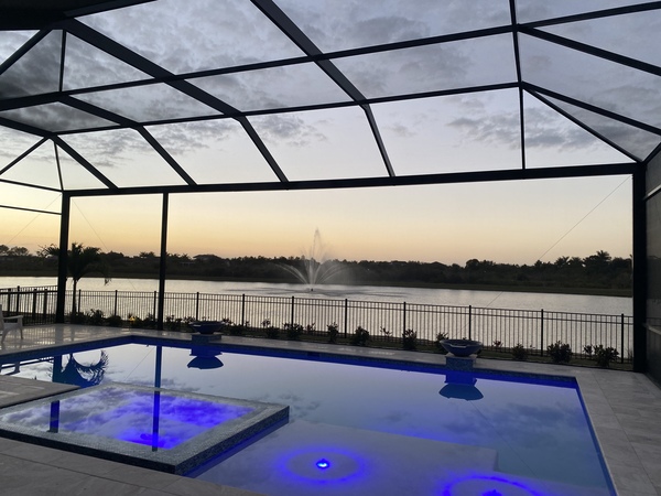 Family Friendly Home w/Pool & Jacuzzi