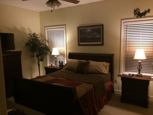 2 miles from The Vista and pet friendly