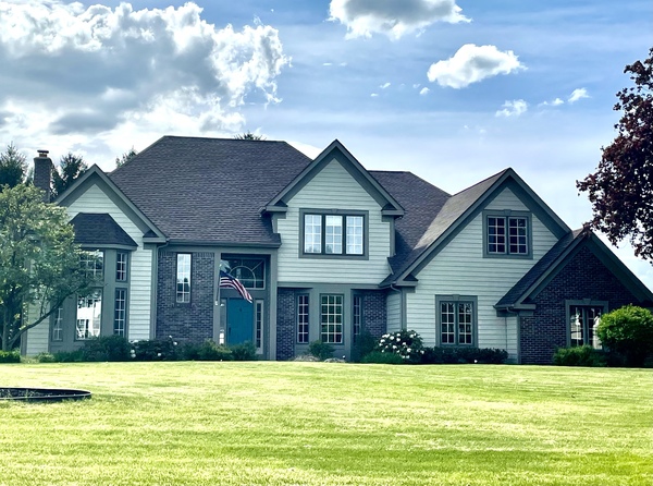 Great Location,  Easy Commute, Big