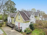 Side view with driveway
