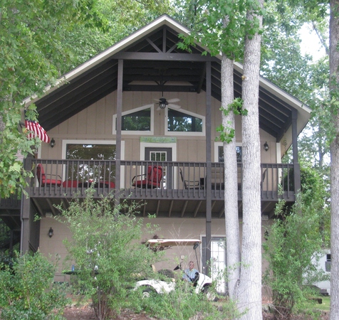 Lake Martin Lakefront - Near Auburn!