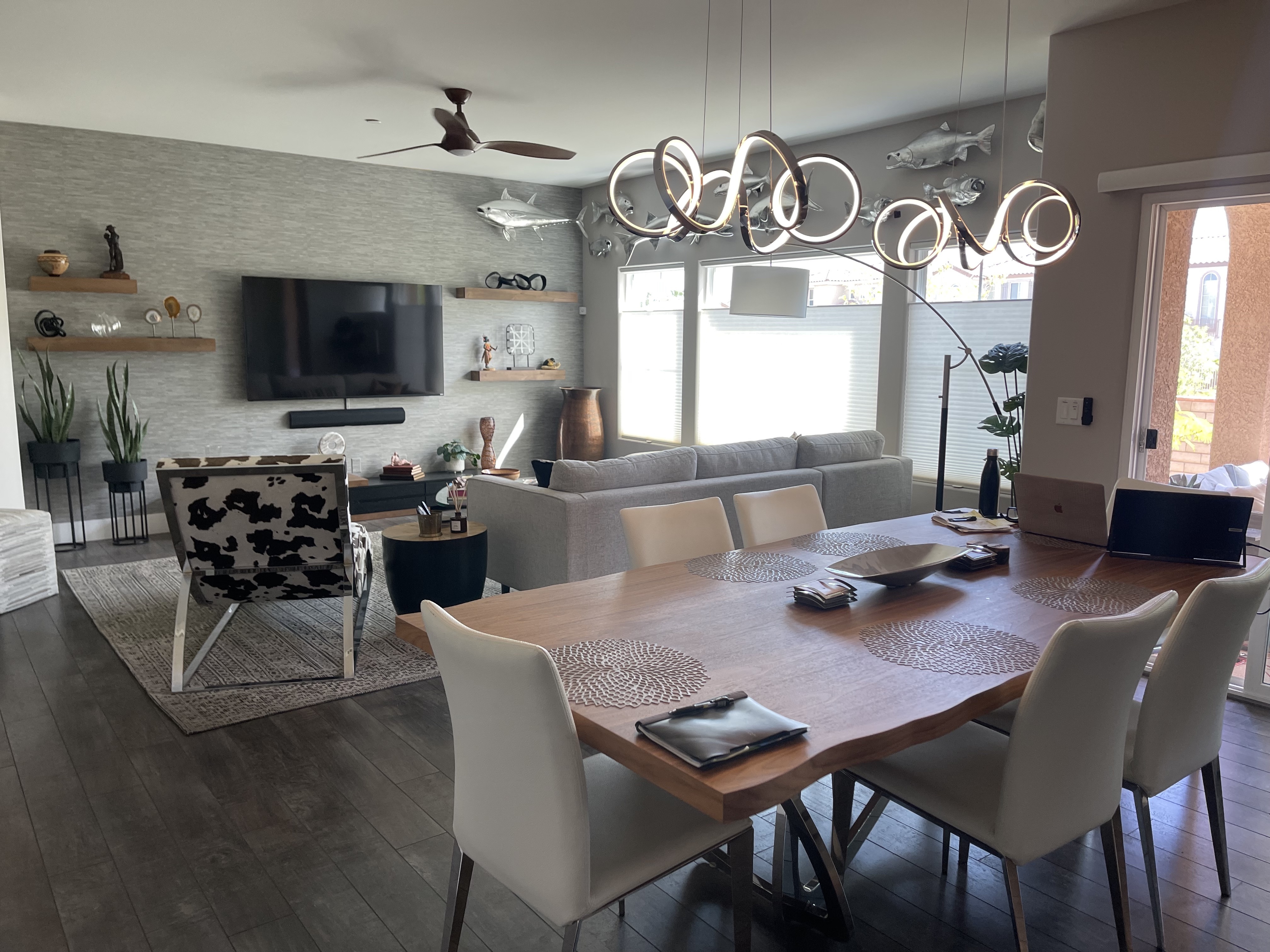 Dining livingroom