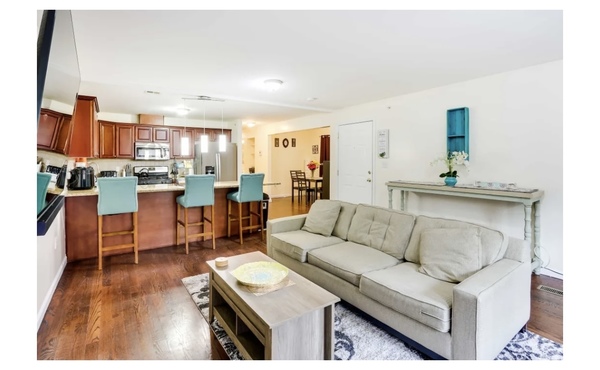 Duplex in Walkable Location