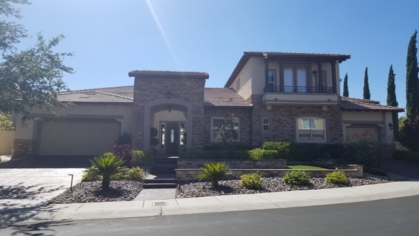 5 Bedroom house gated community, pool