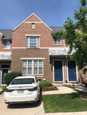 Spacious Townhome next to ND Campus