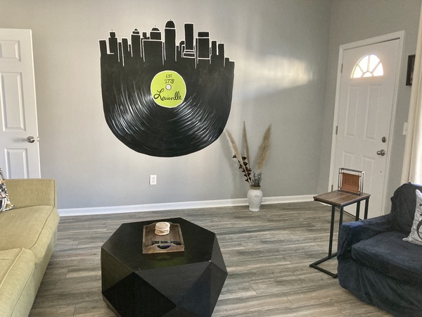 Breaking Records - Steps from Paristown