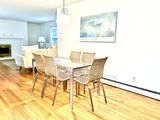 Bnbfinder cape kitchen table 2 22