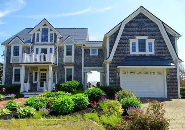 Beachfront Cape Cod Rental