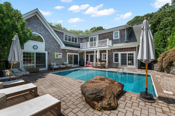 Luxury home 8 mins from Shinnecock Hills