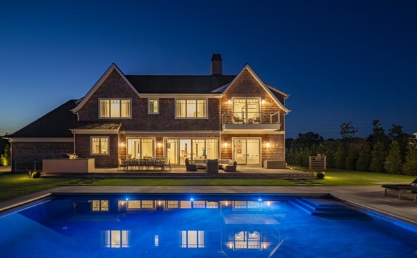 Luxurious Southampton Close To US Open