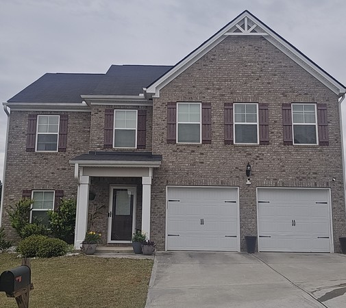 Comfortable  Quiet Spacious Home