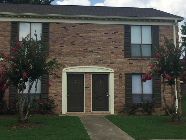 Quiet and Spacious 2 bedroom Townhouse